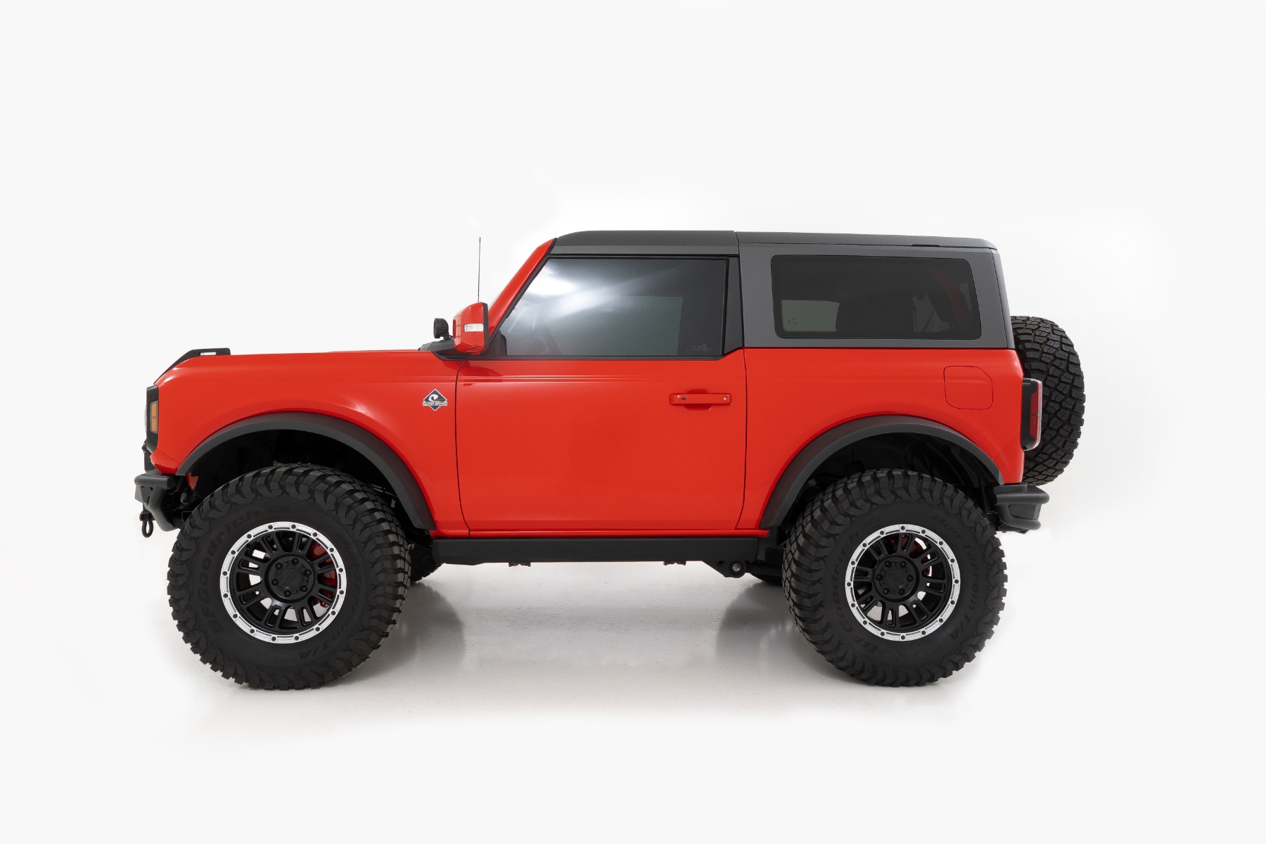 Caliper Covers | Front and Rear | Red | Ford Bronco 4WD (2021-2026) — Bild 5