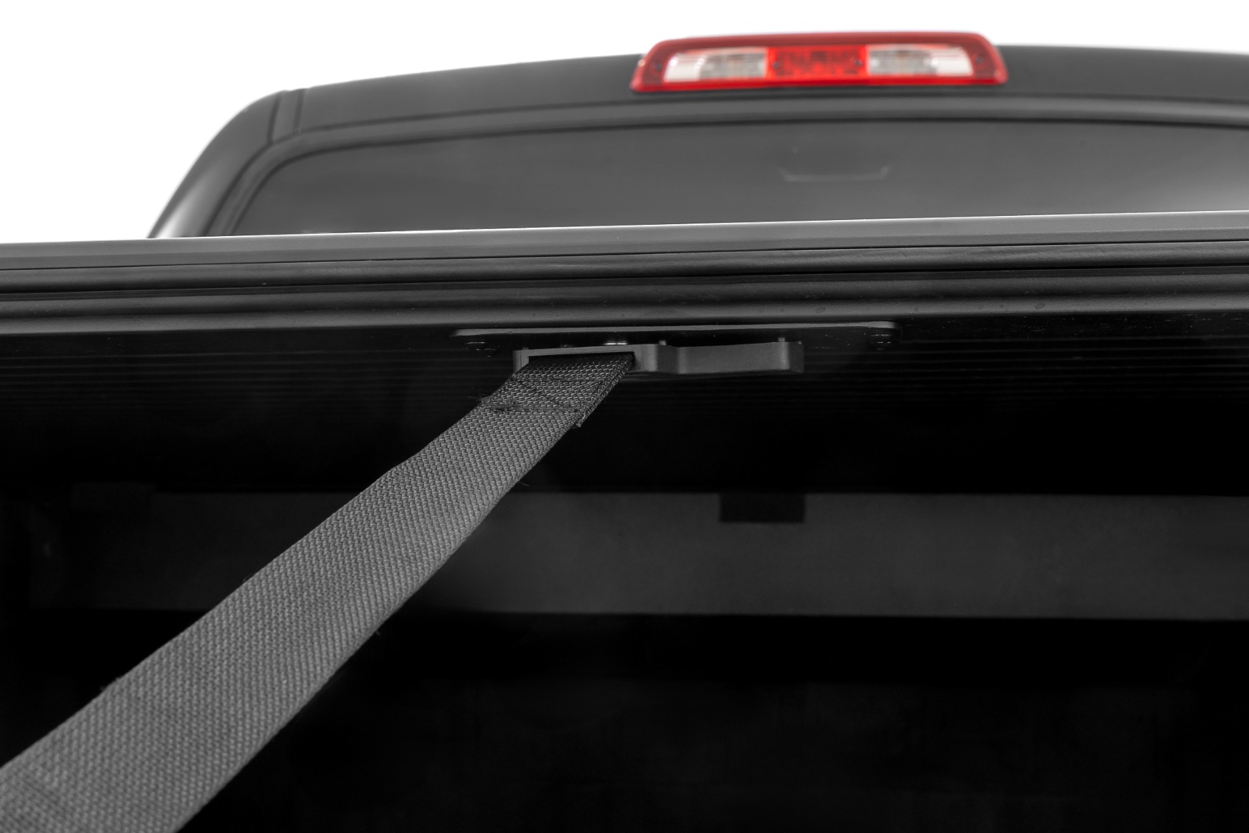 Manuell versenkbare Ladeflächenabdeckung | 5'7" Ladefläche | Toyota Tundra 2WD/4WD (2007–2021) — Bild 9