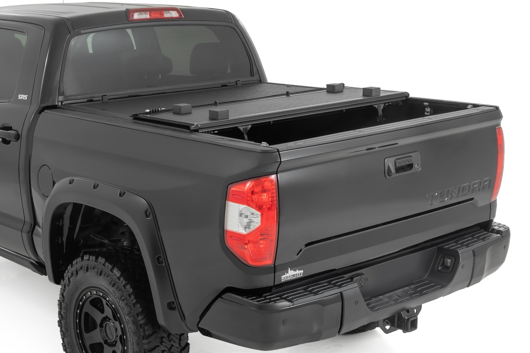 Feste, flache Ladeflächenabdeckung | 5'7 Zoll Ladefläche | Toyota Tundra 2WD/4WD (2007–2021) — Bild 2