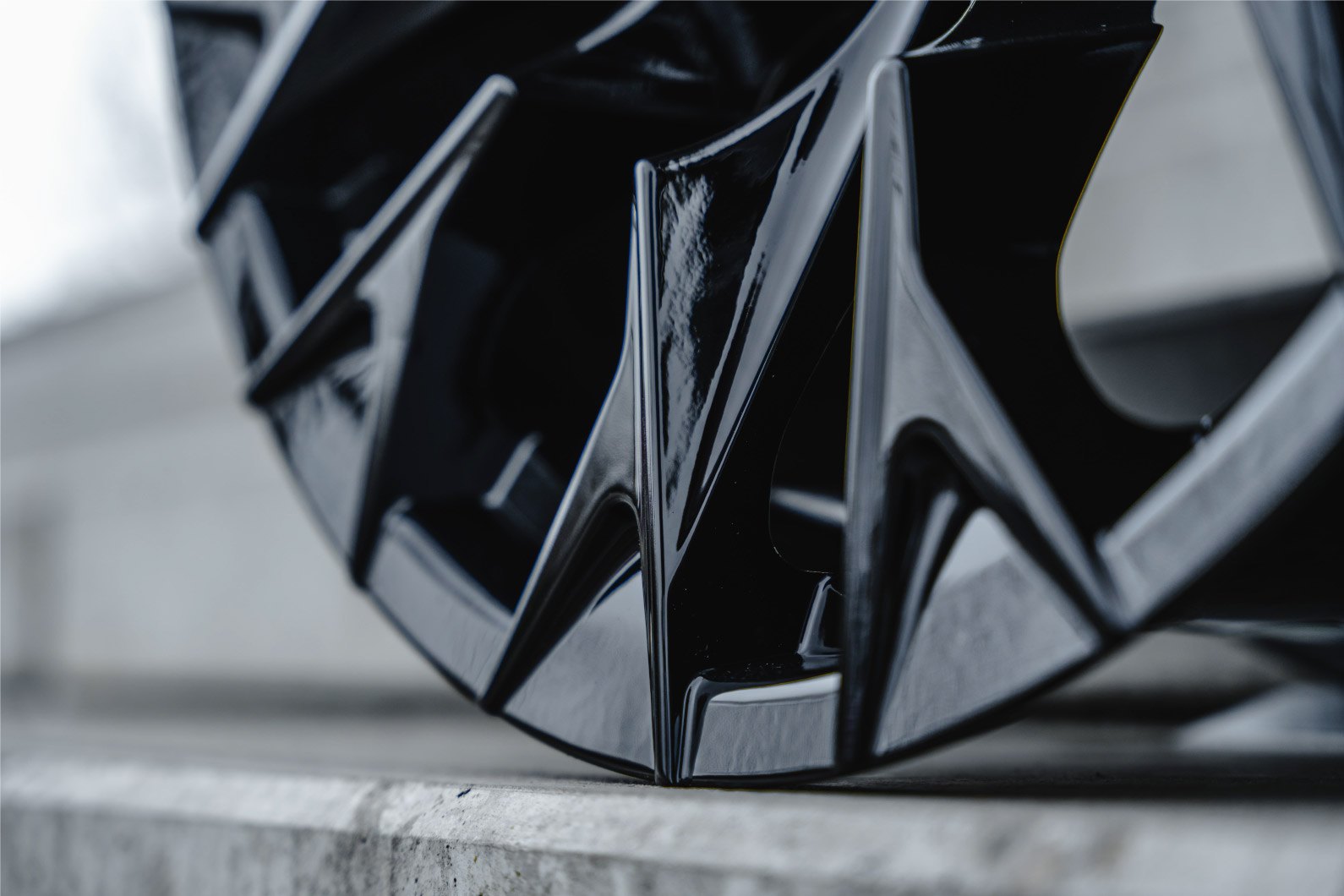 La Chanti OF14 | Glossy Black · 9J×20" · ET40 | 5x120 — Bild 6