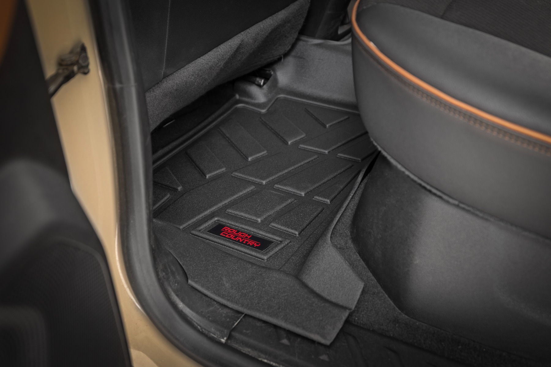 Sure-Fit Floor Mats | Front & Rear | Chevy/GMC Canyon/Colorado 2WD/4WD (23-26) — Bild 5