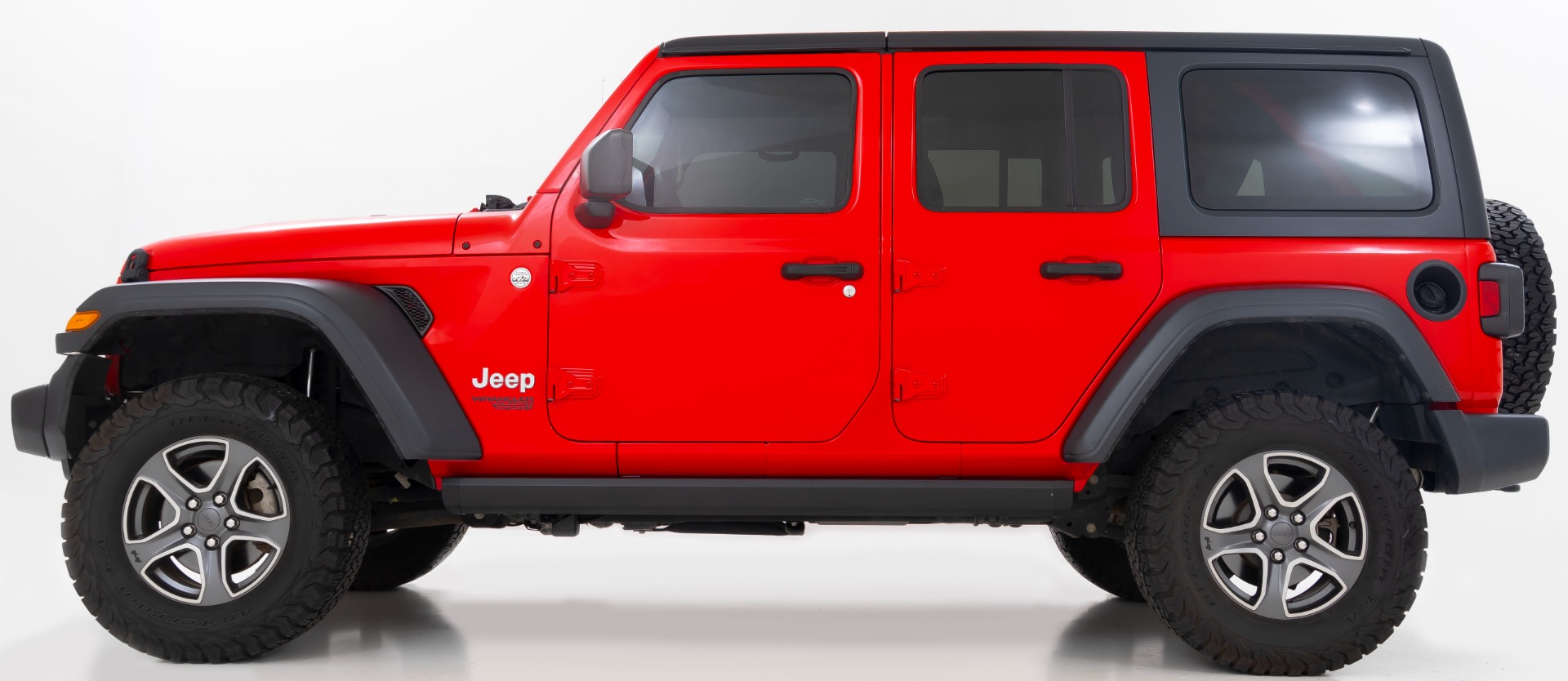 Elektrische Trittbretter | Zwei Elektromotoren | 4-türig | Jeep Wrangler JL (2018–2026) — Bild 17