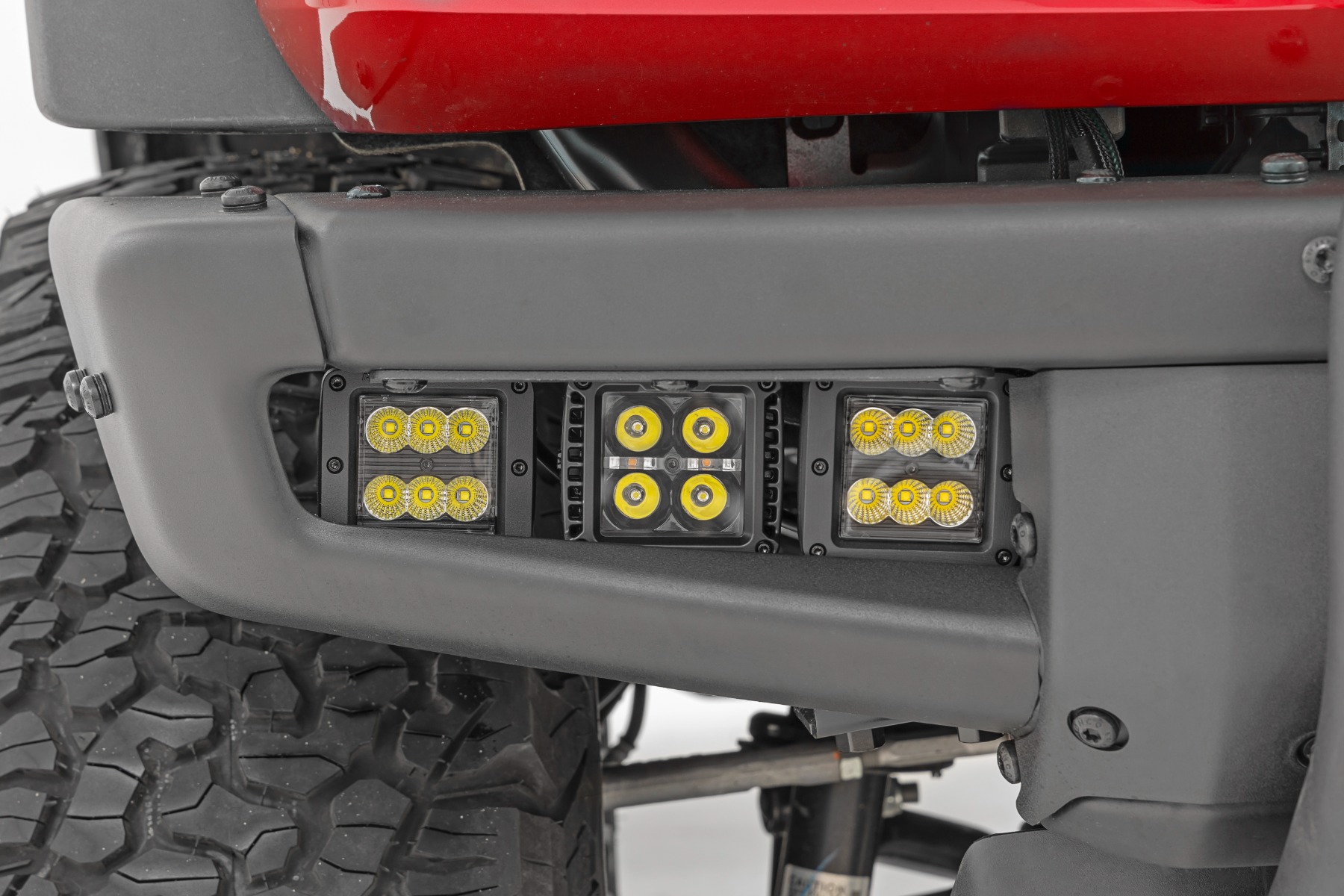 LED Light Kit | Fog Mount | Triple 2" Black Pair | Flood | Ford Bronco (21-26) — Bild 6