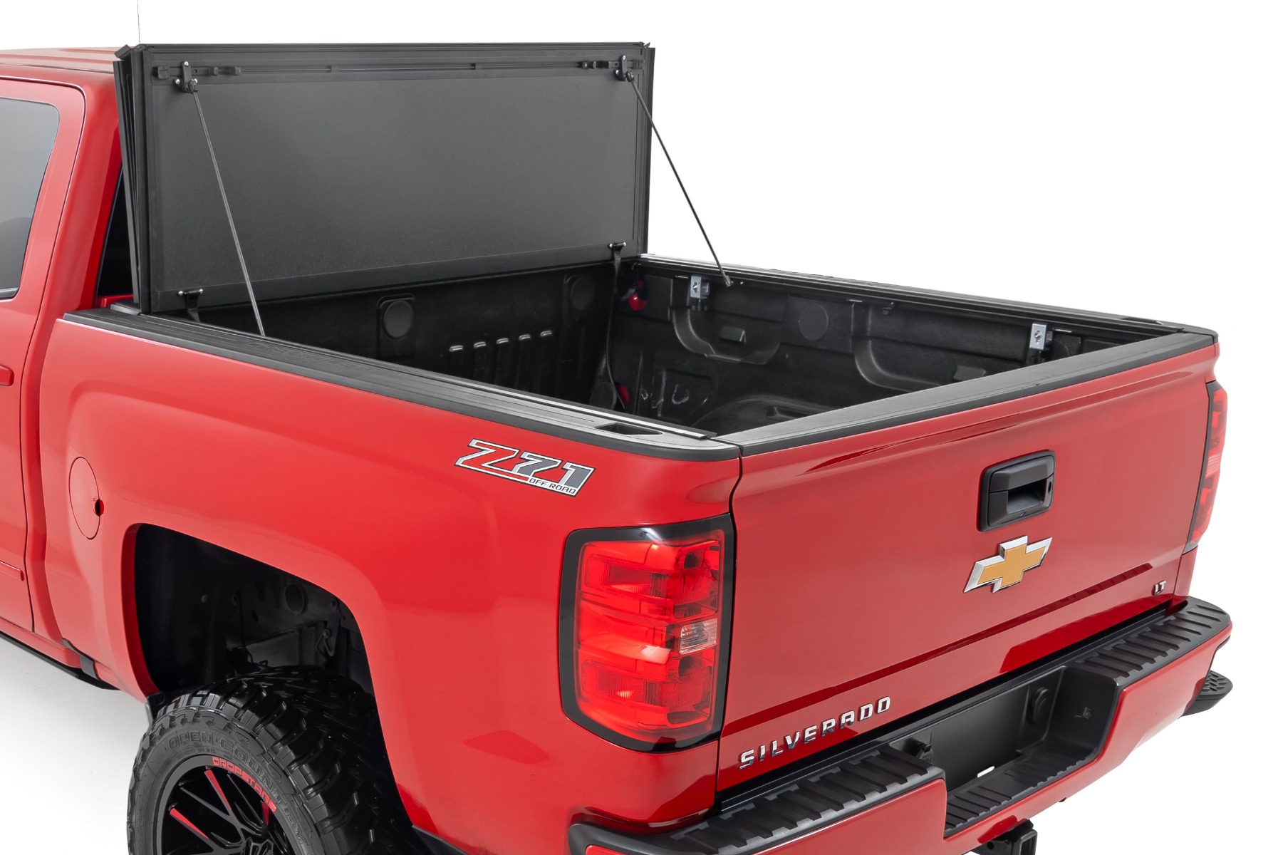 Stabile, dreifach faltbare, hochklappbare Ladeflächenabdeckung | 5'9 Zoll Ladefläche | Chevy/GMC 1500 (2014–2018 & Classic) — Bild 2