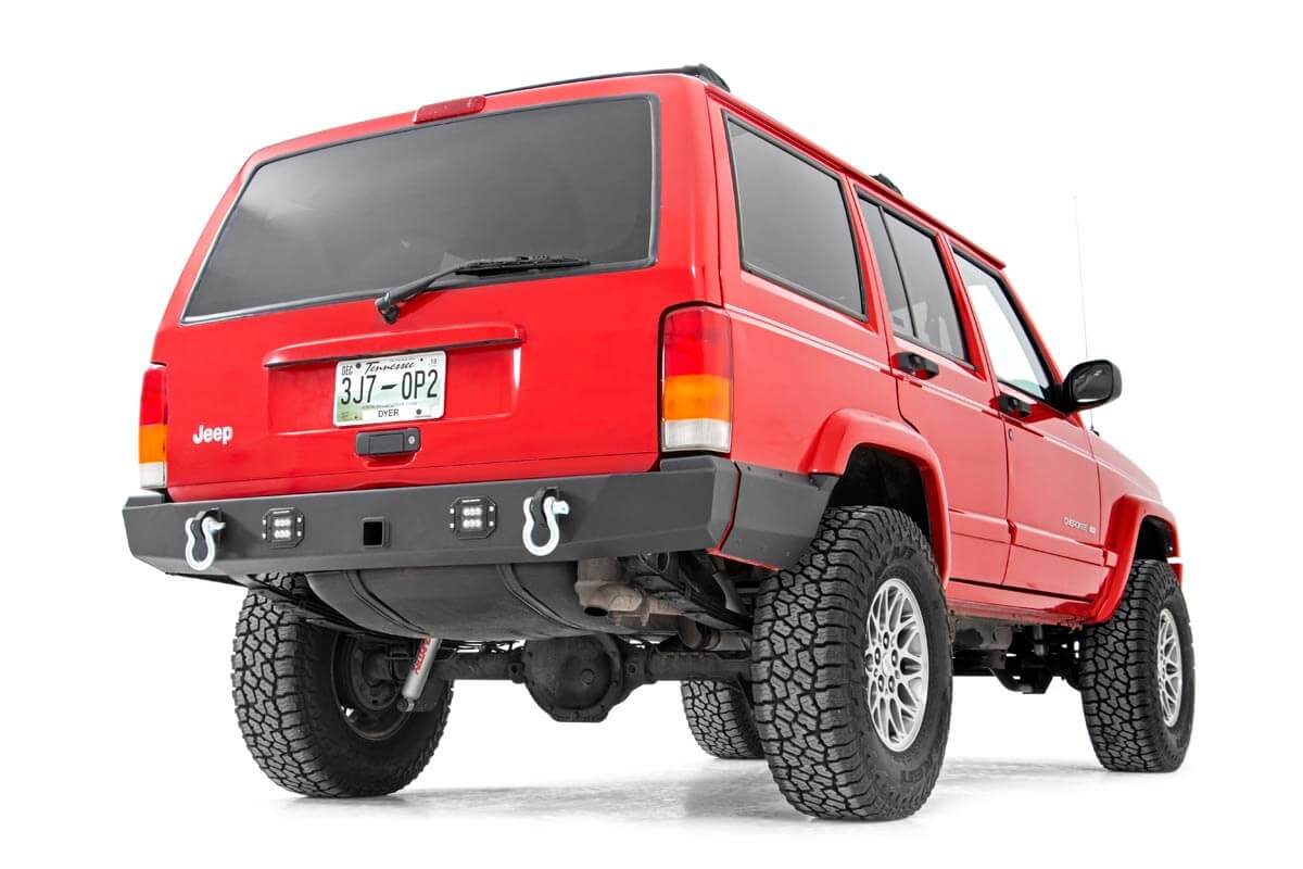 Seitenschutz | Hinten | Werksseitige Kotflügelverbreiterung | Jeep Cherokee XJ 2WD/4WD (97–01) — Bild 4