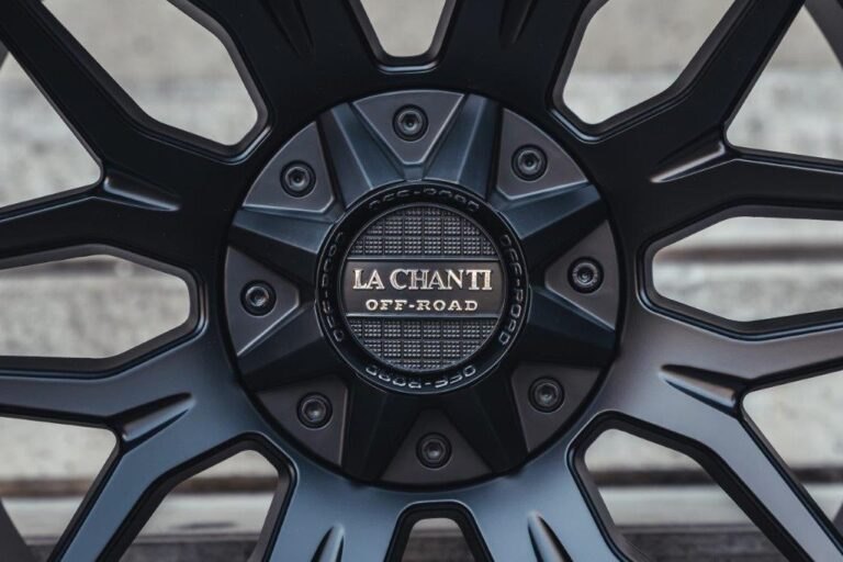 La Chanti OF4 | Matt Black · 10J×20" · ET-12 | 6x135 / 6x139.7 — Bild 6