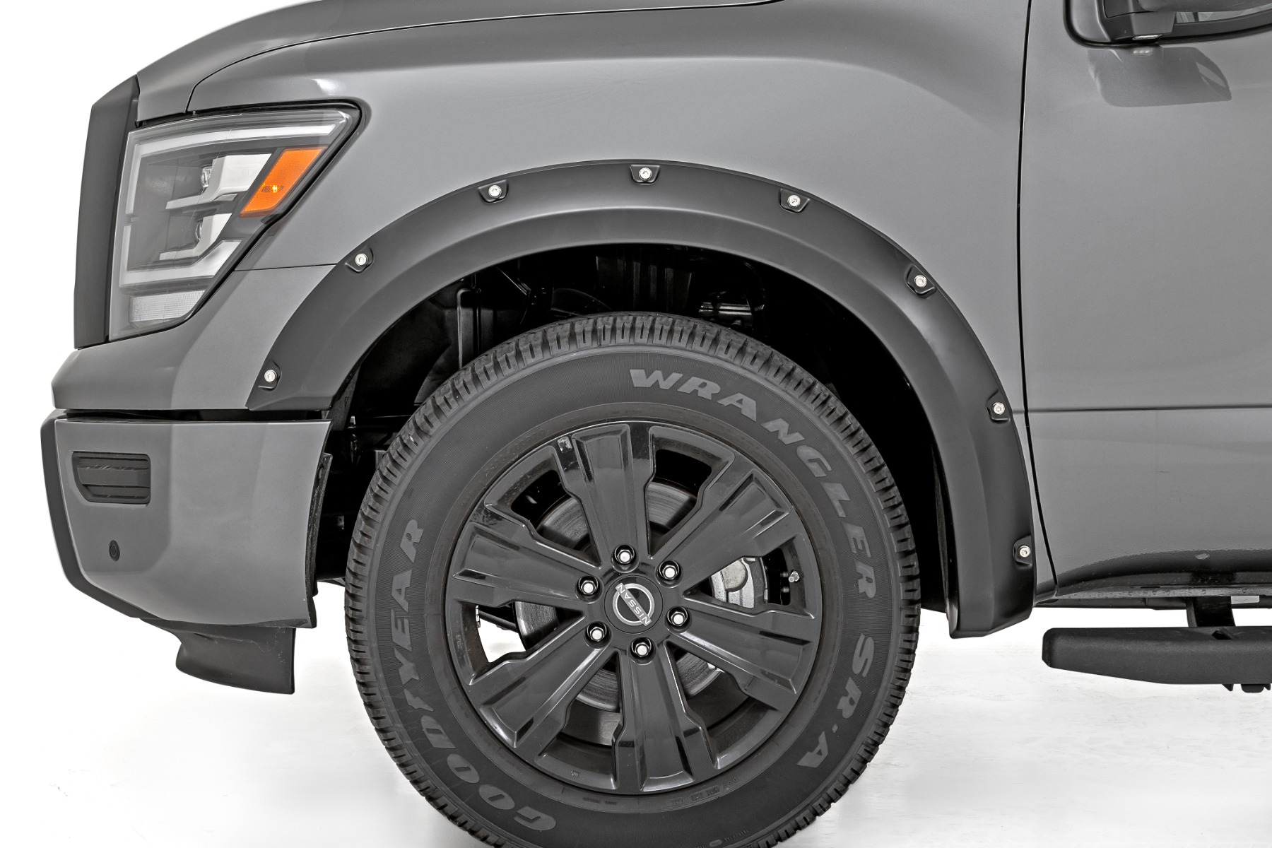 Pocket-Kotflügelverbreiterungen | Crew | QAK Glacier White | Ohne Emblem | Nissan Titan (17–24) — Bild 3