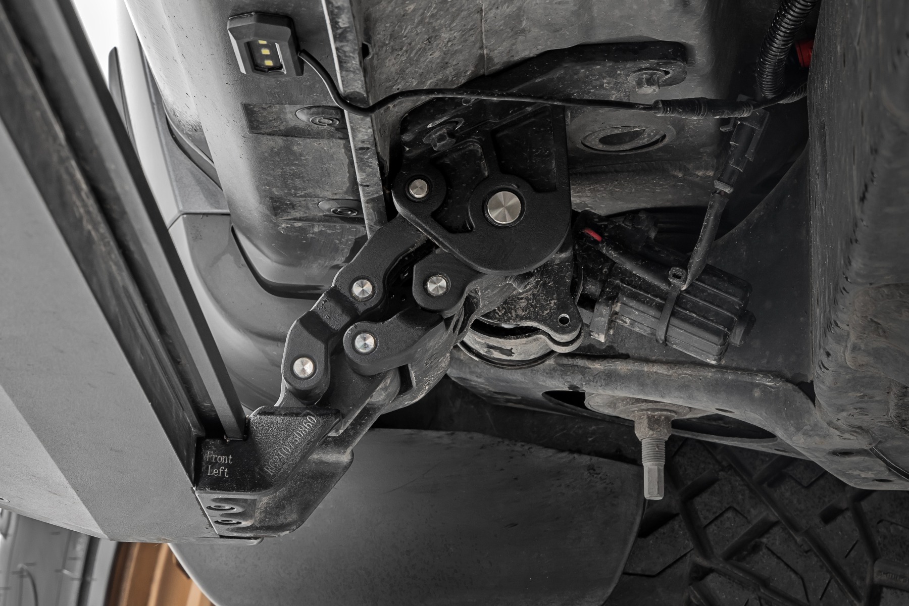 Elektrische Trittbretter | Zwei Elektromotoren | Toyota 4Runner 2WD/4WD (2010–2024) — Bild 5