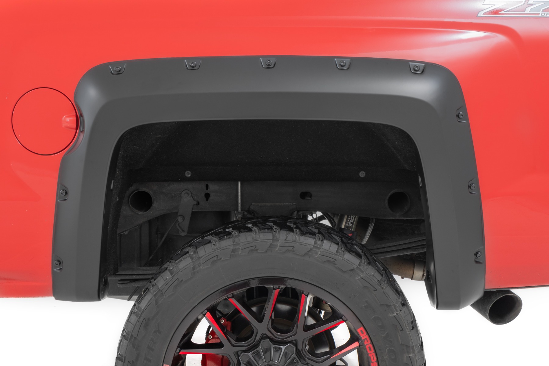 Pocket-Kotflügelverbreiterungen | 5'9" Ladefläche | GAZ Summit White | Chevy Silverado 1500 (2014–2018 & Classic) — Bild 6