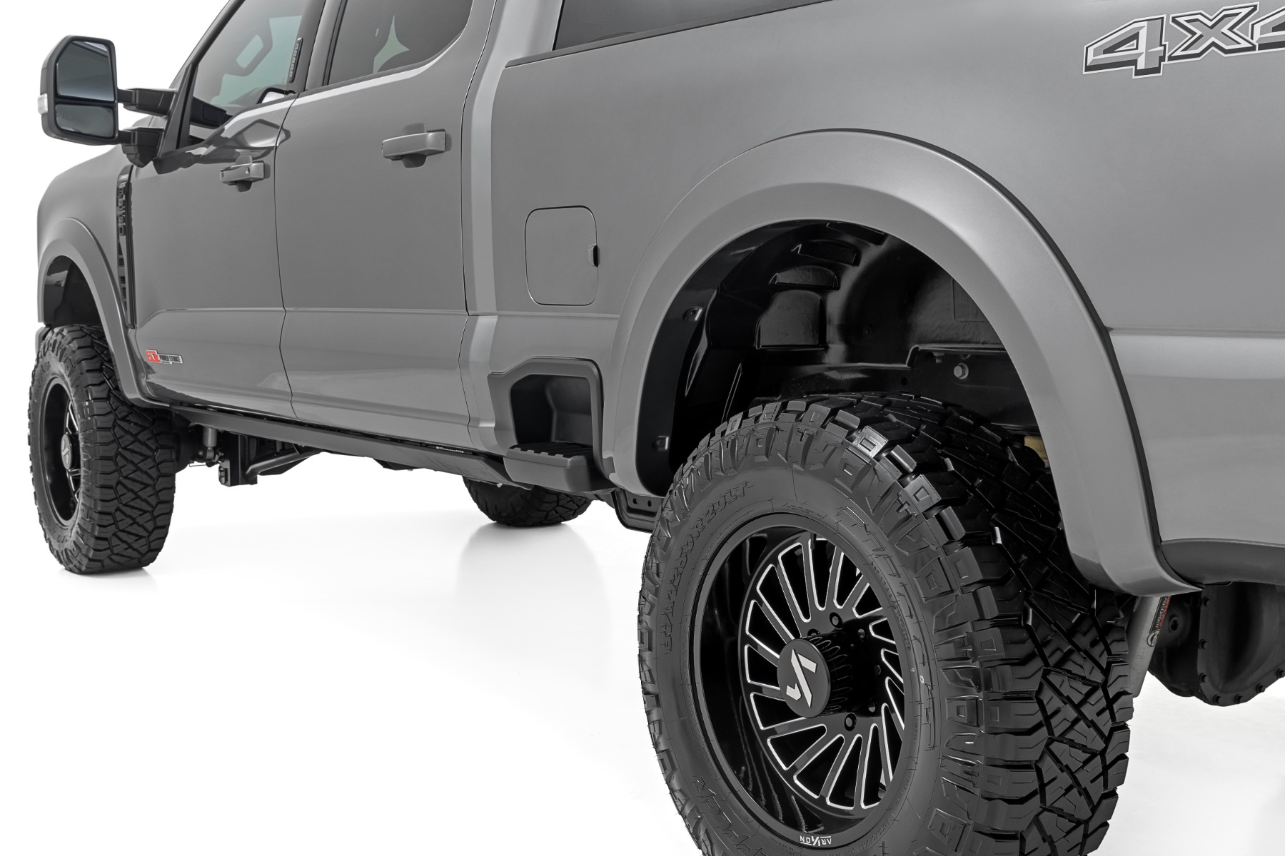 Sport-Kotflügelverbreiterungen | Z1 Oxford White | Ford F-250/F-350 Super Duty (23–26) — Bild 2