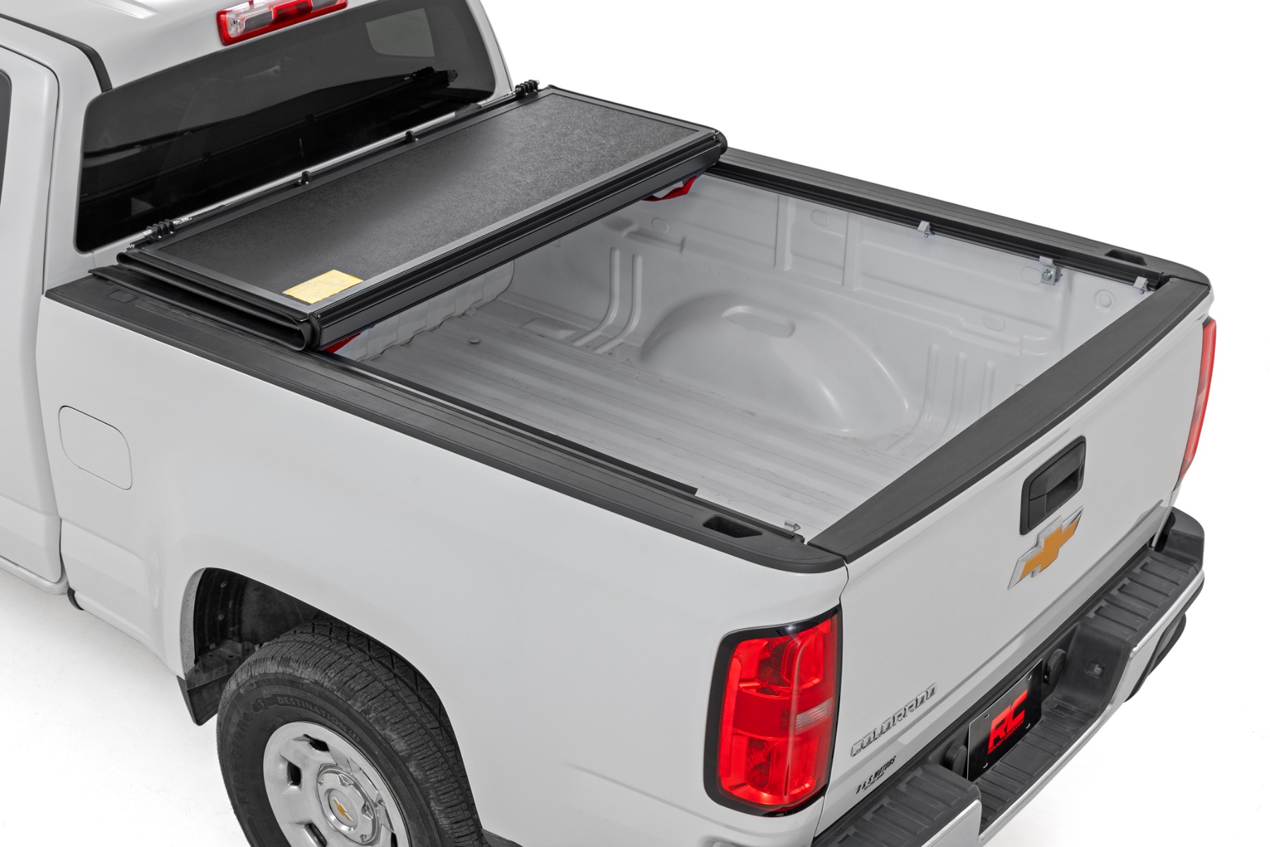 Hard Low Profile Bed Cover | 6' Bed | Chevy/GMC Canyon/Colorado (15-26) — Bild 2