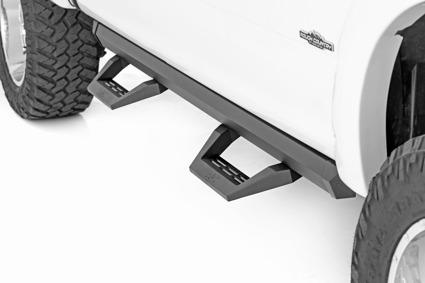 SRX2 verstellbare Aluminium-Trittstufe | Doppelkabine | RAM 1500/2500/3500 2WD/4WD (2010–2018 & Classic)