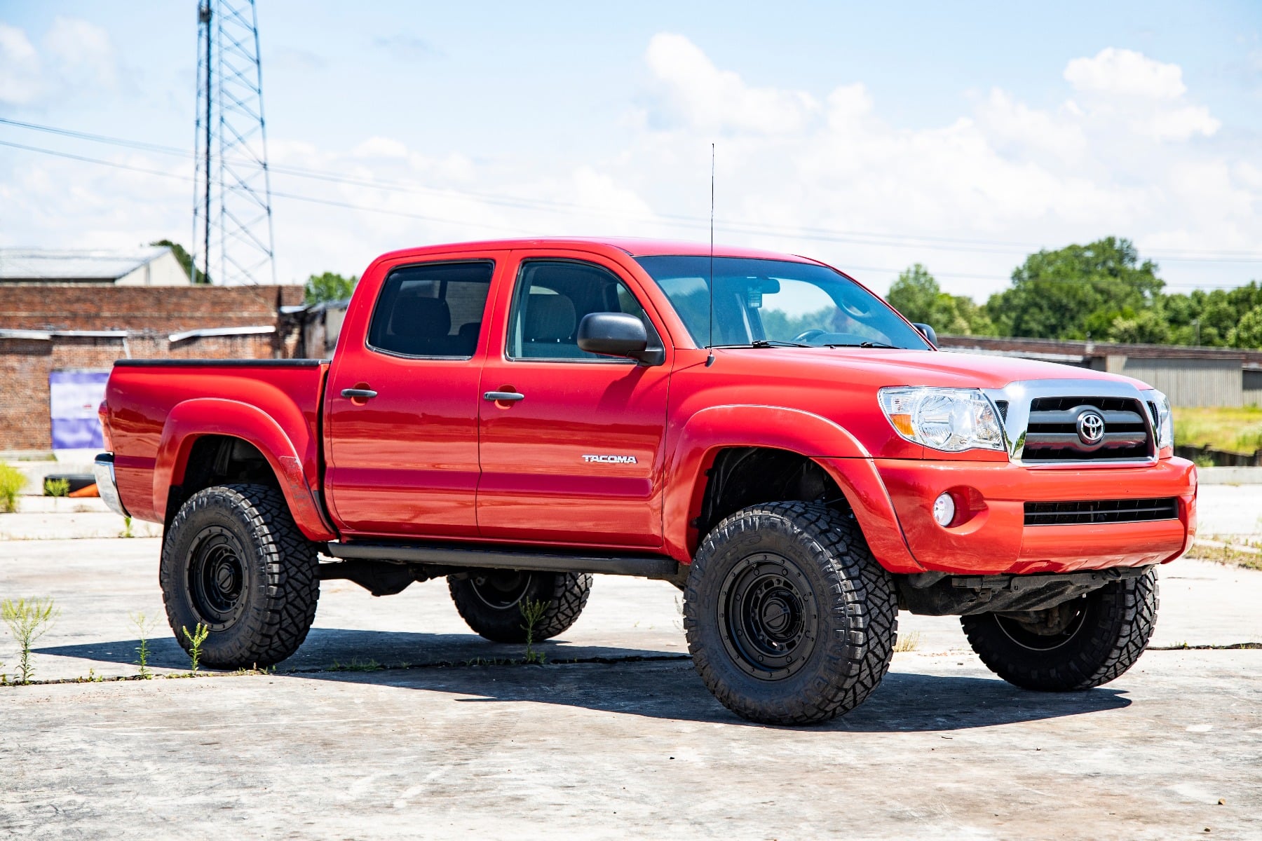 3.5 Inch Lift Kit | Red UCA | M1 Struts | Toyota Tacoma 2WD/4WD (2005-2023) — Bild 6