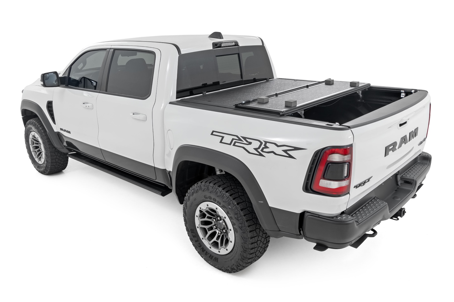 Hard Low Profile Bed Cover | 5'7" Bed | No Rambox | Ram 1500 (19-26)/1500 TRX (21-24) — Bild 4