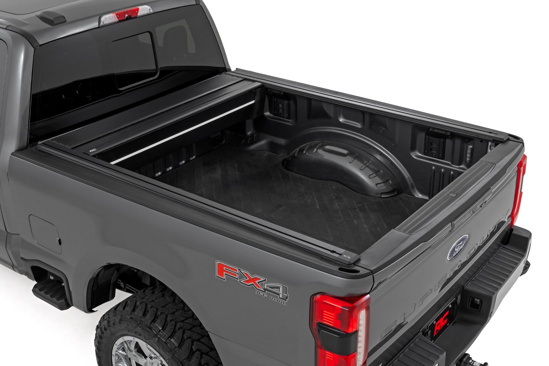 Elektrisch versenkbare Ladeflächenabdeckung | 6'10" Ladefläche | Ford F-250/F-350 Super Duty (17–26) — Bild 2