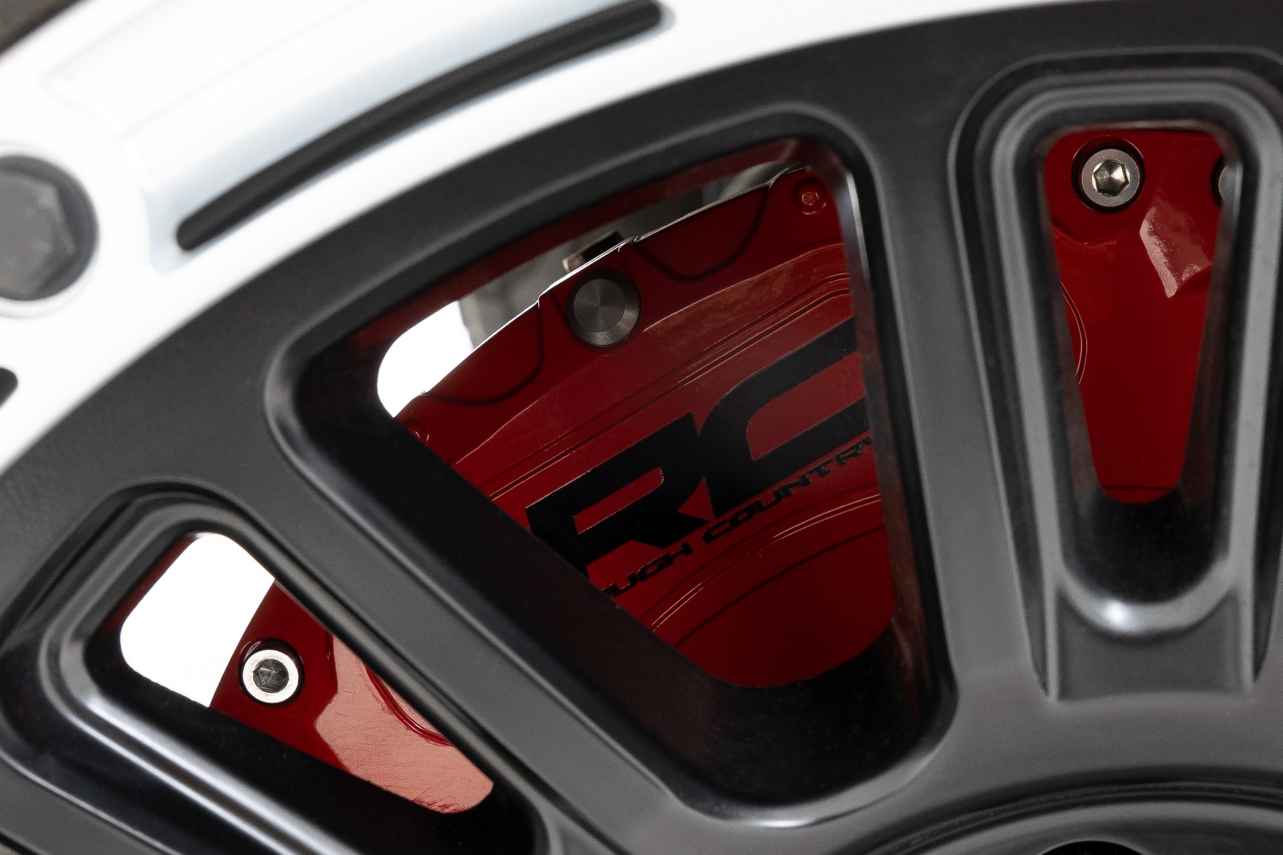 Caliper Covers | Front and Rear | Red | Ford Bronco 4WD (2021-2026) — Bild 6