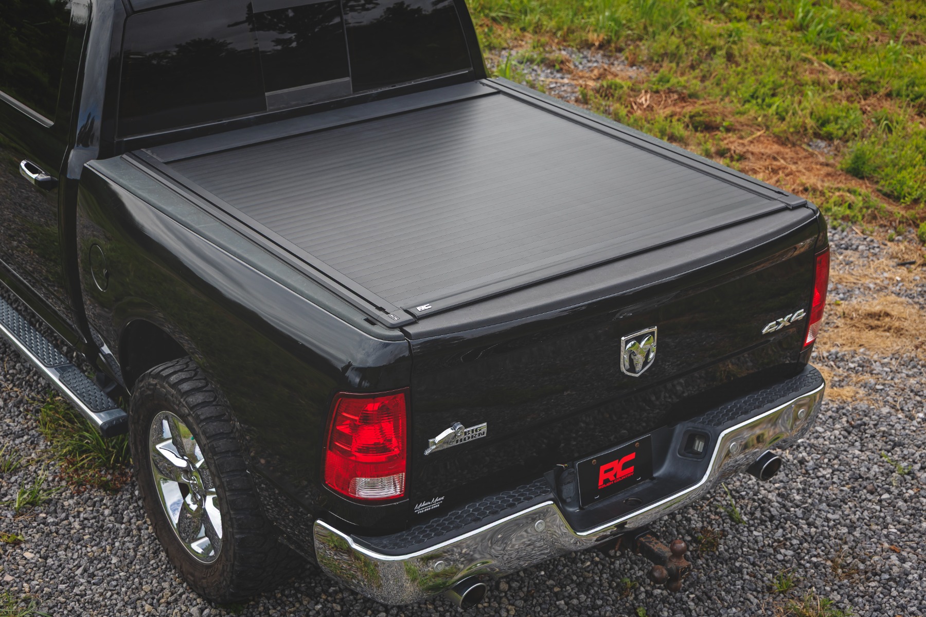 Elektrisch versenkbare Ladeflächenabdeckung | 5'7" Ladefläche | RAM 1500 2WD/4WD (2009–2018 & Classic) — Bild 6