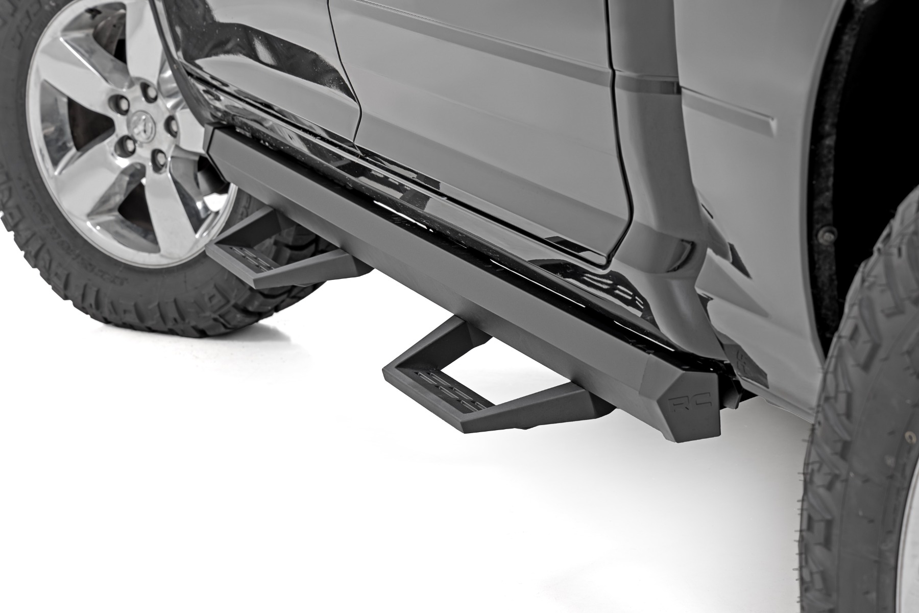 SRL2 verstellbare Aluminium-Trittstufe | Doppelkabine | RAM 1500/2500/3500 2WD/4WD (2010–2018 & Classic)