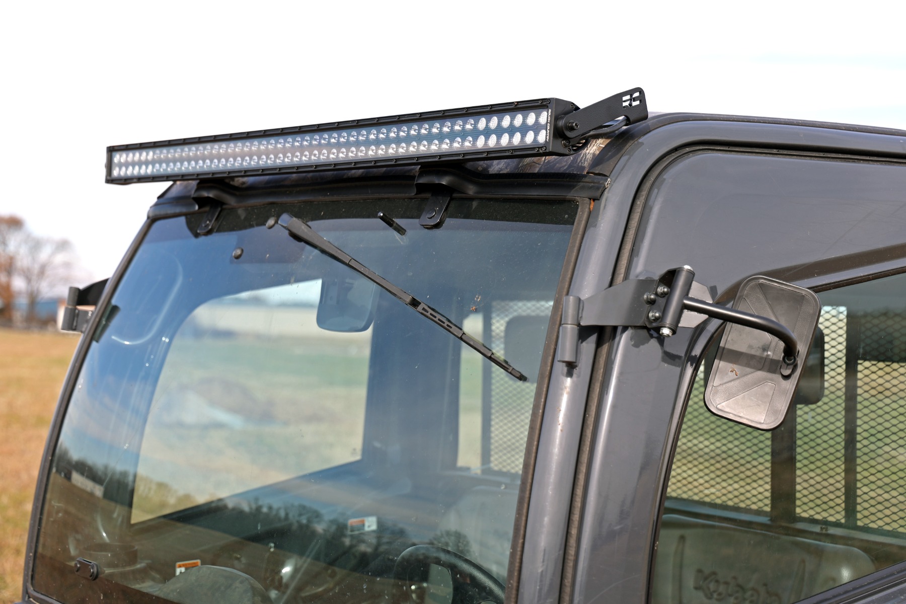 LED-Lichtleiste mit zwei Reihen und Tagfahrlicht | 50 Zoll | Kubota RTV-X1120 — Bild 2