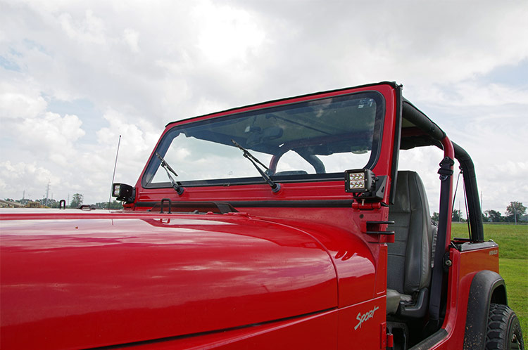 LED-Lichthalterung | Untere Windschutzscheibe | Paar Leuchten | Jeep Wrangler YJ 4WD (87–95) — Bild 3