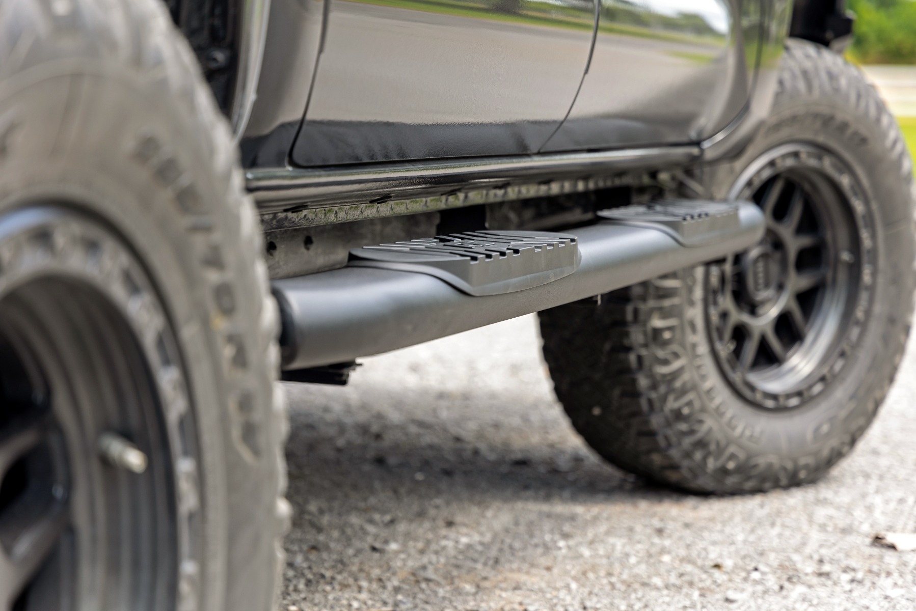 Ovale Nerf-Trittstufe | Doppelkabine | Schwarz | Toyota Tacoma 2WD/4WD (2005–2023) — Bild 6