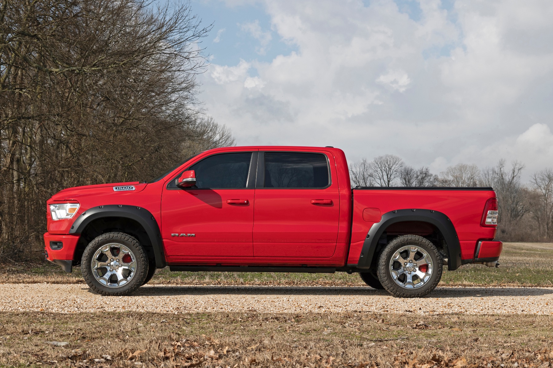 Bremssattelabdeckungen | Vorne und hinten | Rot | RAM 1500 2WD/4WD (2019–2026) — Bild 4