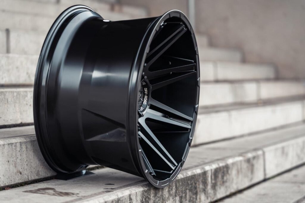 La Chanti OF19 | Matt Black · 12J×20" · ET-25 | 5x127 / 5x139.7 — Bild 6