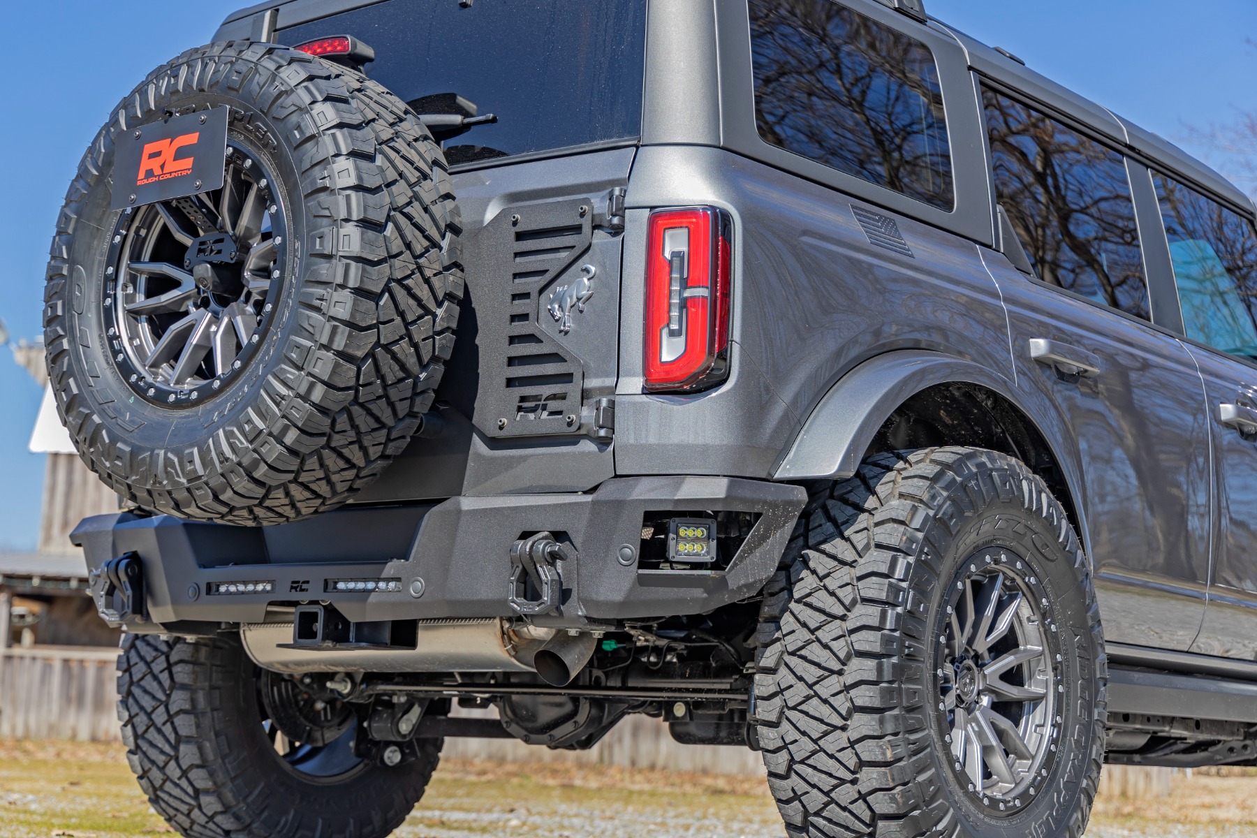 Halterung zur Versetzung des Nummernschilds | Ford Bronco 4WD (2021–2026) — Bild 6